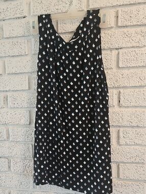 Ricki's Black Tank Top with White Diamond Motif